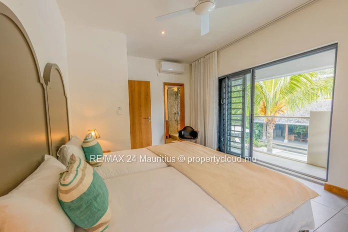 Exceptional 4-Bedroom Villa For A Unique Island Experience