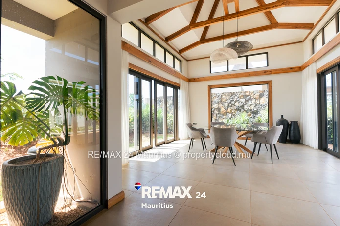 Spacious 3-bedroom villa with private pool, landscaped garden and elegant kiosk.