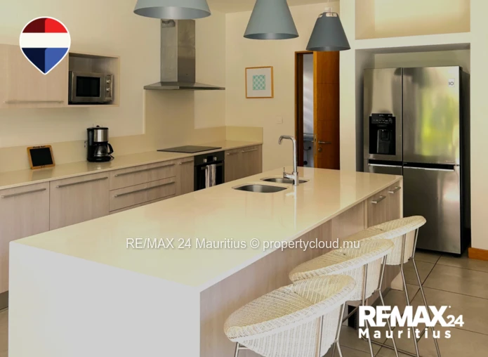 3-Bedroom Tropical Villa in Black River