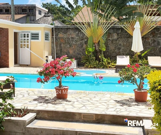 Fully furnished and secured house in an exceptionally welcoming healthy environment.