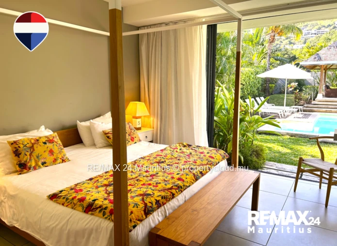 3-Bedroom Tropical Villa in Black River
