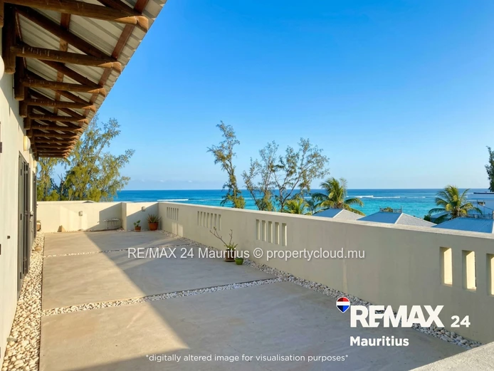 Penthouse with Sea Views and Direct Beach Access in Flic en Flac