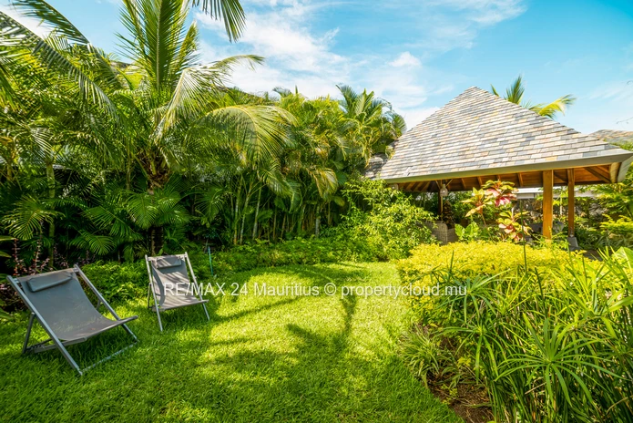 Stunning 4-Bedroom Villa For An Extraordinary Tropical Getaway
