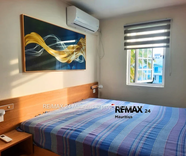 Freshly renovated and fully equipped 4-bed home with common pool in secured residence