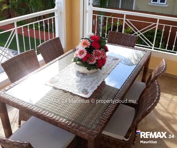 Fully furnished and secured house in an exceptionally welcoming healthy environment.