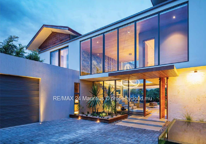 High-End Luxury Villa In Mauritius' Only Residential Marina