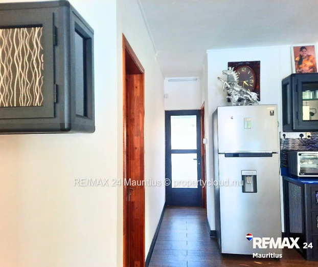 Fully furnished house in a calm and peaceful environment, 10 minutes walk to the sea!