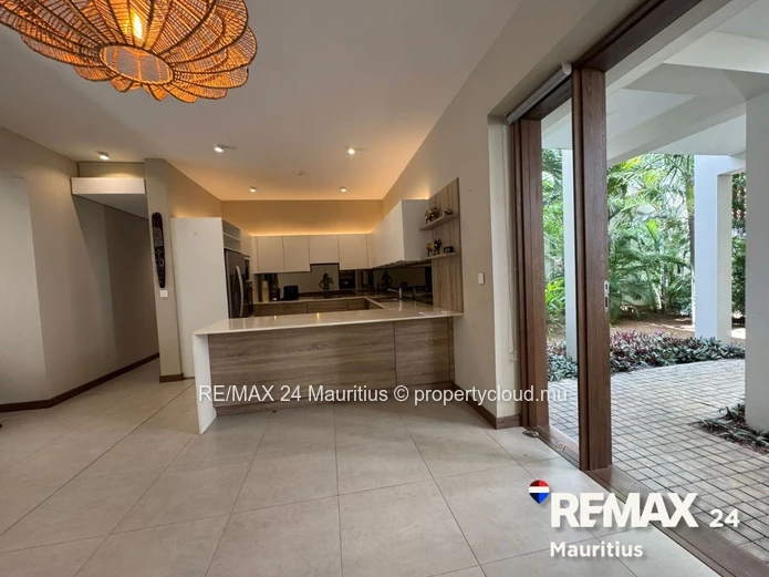 3 Bedroom Apartment At Le Savoy Residences