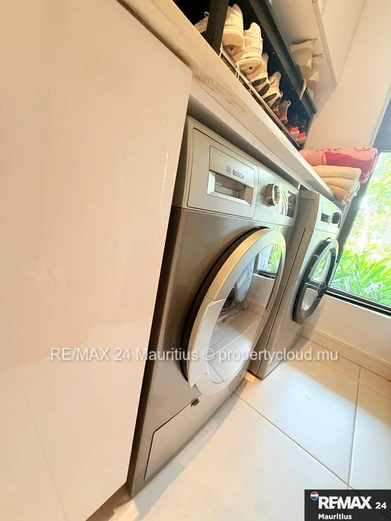 Élégant appartement de 131 m² avec terrasse privée à deux pas de la plage – Pointe-aux-Cannonniers