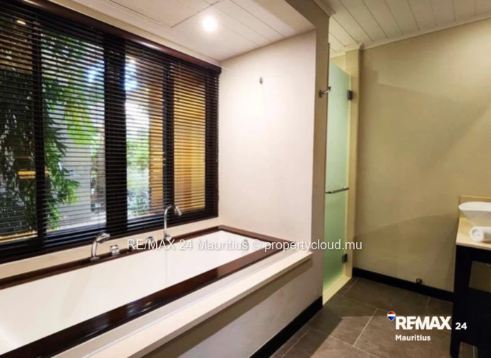 Penthouse with Private Plunge Pool in Exclusive Grand Baie Residence
