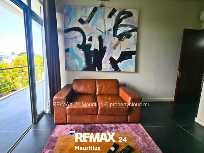 Prestigieuse villa de 300 m², 3 chambre à Pointe aux Canonniers | Piscine & Accès Plage Privé