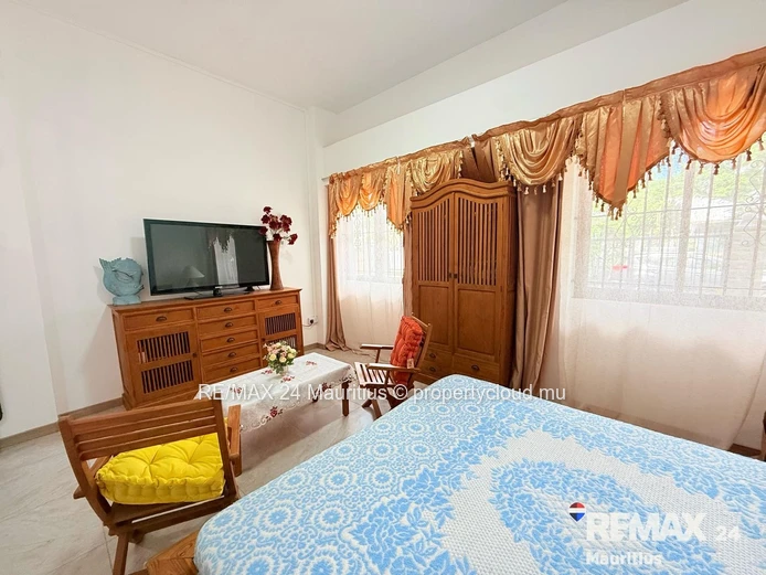Spacious studio in close proximity to Flic en Flac beach
