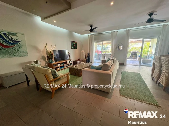 3-bedroom Penthouse with Sea View close to Grand Baie