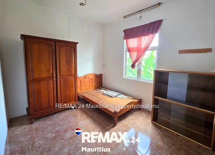 Maison de 5 chambres à Bonne Terre, Vacoas, sur un terrain de 316,5 m², avec terrasse sur le toit of