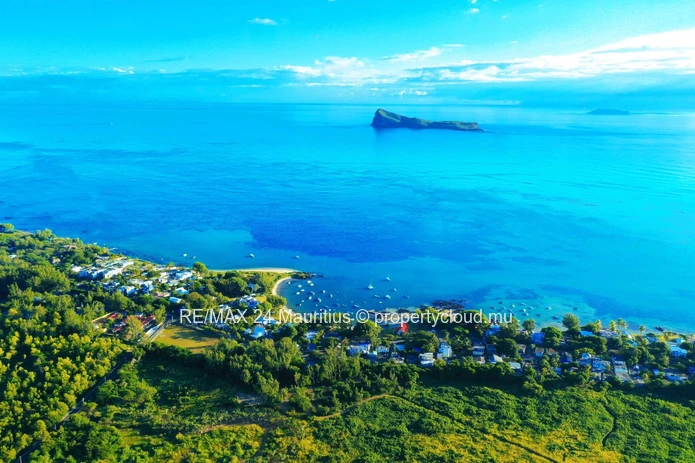House For Sale in Cap Malheureux, Cap Malheureux