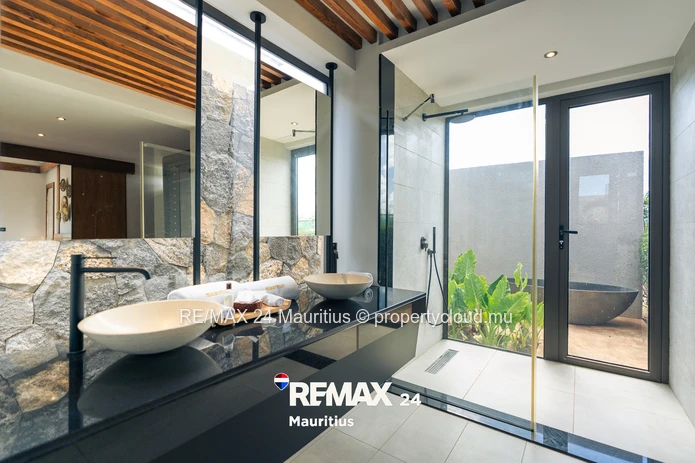 Spacious 3-bedroom villa with private pool, landscaped garden and elegant kiosk.