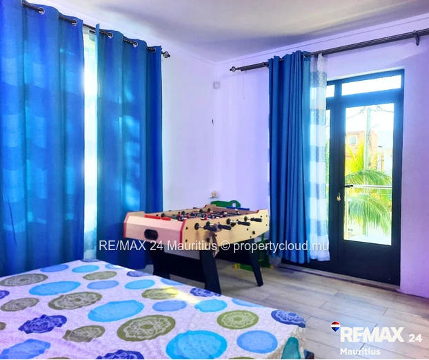 Fully furnished house in a calm and peaceful environment, 10 minutes walk to the sea!