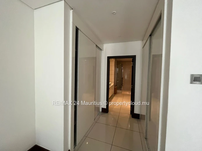 Beautiful fully furnished 3 bedrooms RES apartment of 245m2 for sale at Grand Baie La Croisette.