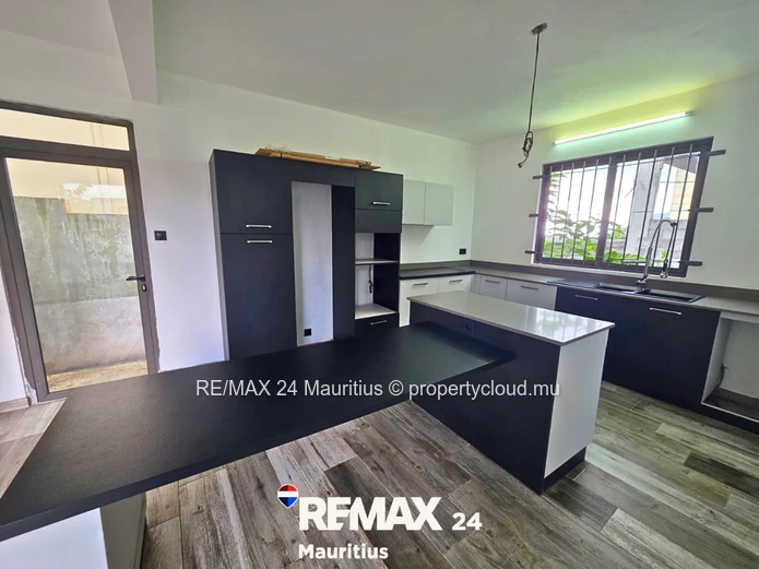 Villa moderne 5 chambres en suite – Morcellement Mountain View, Vacoas