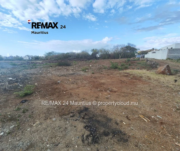 Expansive Grand Baie plot with development potential, near amenities and an exceptional lifestyle.