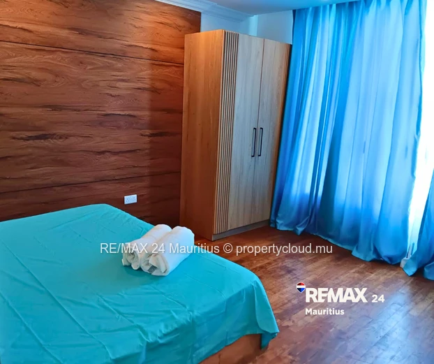 Walk to the softest sandy public beach, Winners super market, bus stops and amenities!