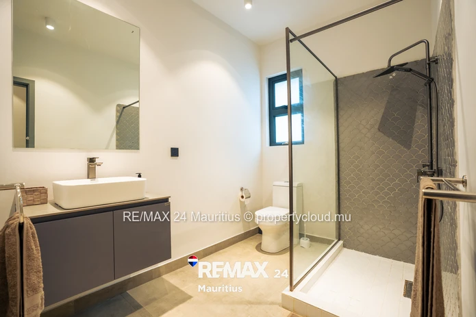 Beautiful Apartment with Plunge Pool and Garden in Tamarin