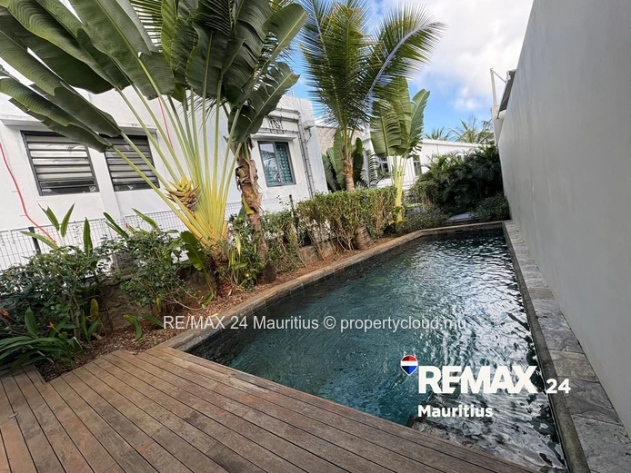 Modern 2-Bedroom Apartment for Sale – Pointe aux Canonniers, Mauritius