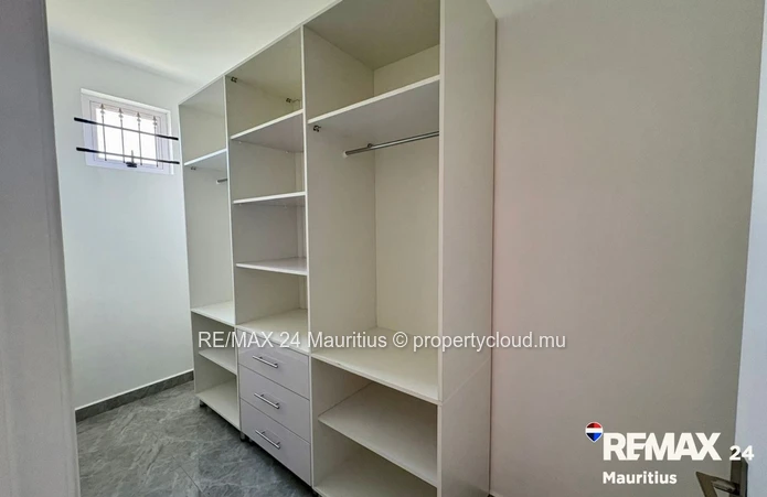 Modern 3-Bedroom Duplex for Sale in Grand Baie – Locals Only