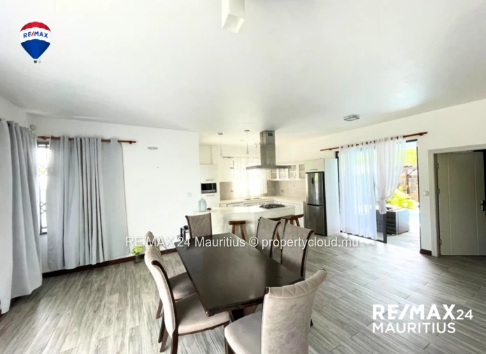 Stunning 3 Bedroom Villa  in Pereybere