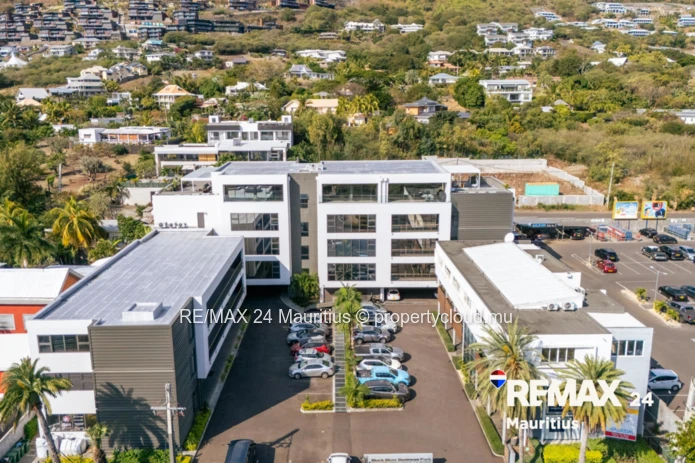 Prime Office Space for Sale in Black River