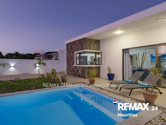 Stunning Furnished Villa with Pool House in Grand Baie