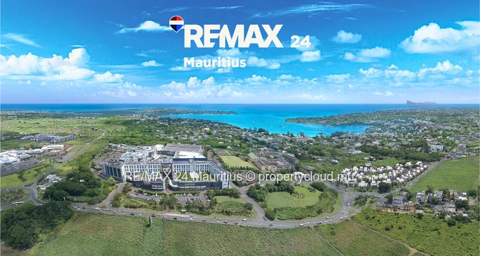 The Deck – 3-Bedroom Apartments, Grand Baie Spacious (164–198 m²)
