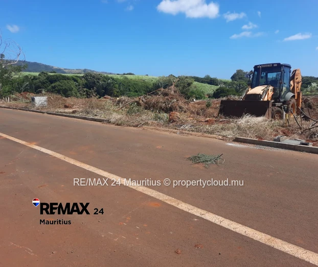Build your dream home in a prime location of Ilot, Pamplemousses.
