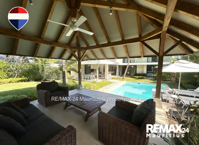 3-Bedroom Tropical Villa in Black River
