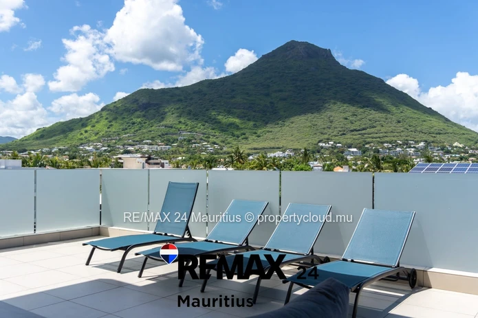 Magnifique Penthouse de 3 chambre en suite vue mer et montage