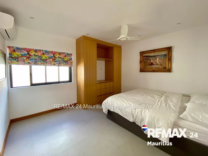 Bright Single-Storey Villa with Pool & Garden in Tamarin