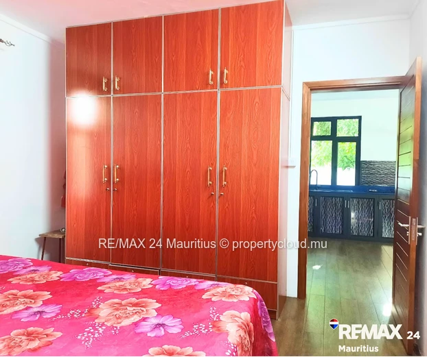 Fully furnished house in a calm and peaceful environment, 10 minutes walk to the sea!
