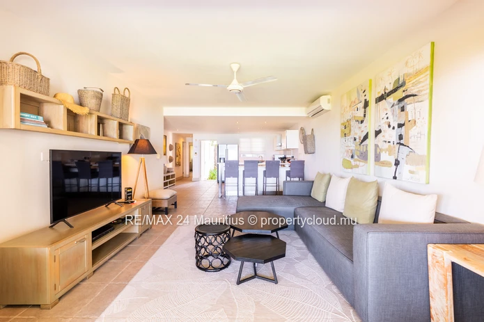 Elegant Oceanfront Apartment
