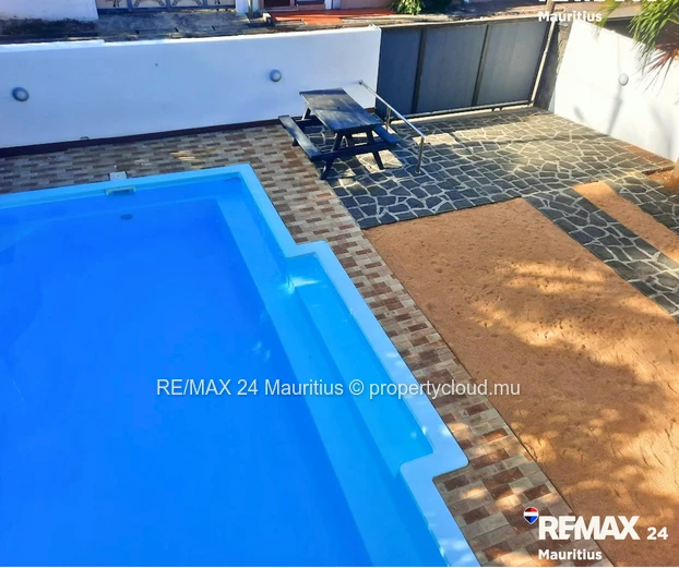 Fully furnished house in a calm and peaceful environment, 10 minutes walk to the sea!