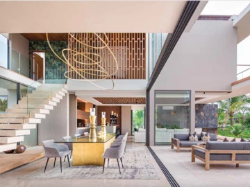 5 Bedroom Villa