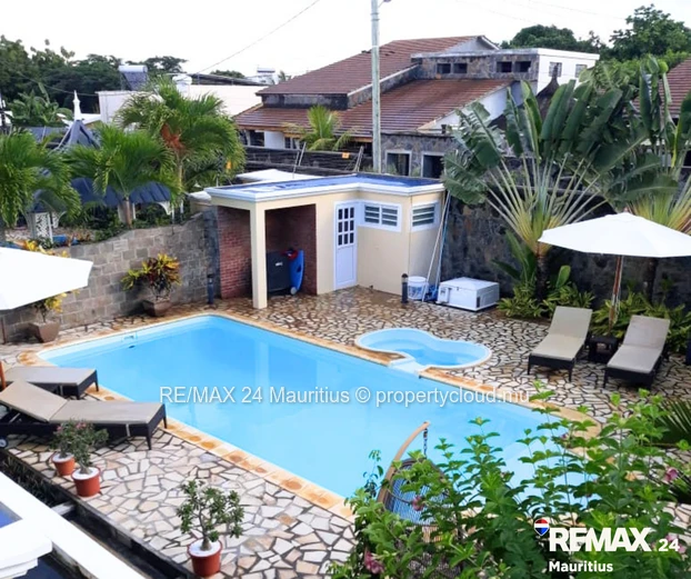 Fully furnished and secured house in an exceptionally welcoming healthy environment.
