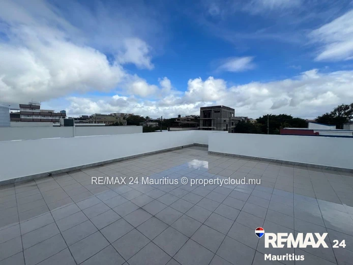 Modern 3-Bedroom Duplex for Sale in Grand Baie – Locals Only