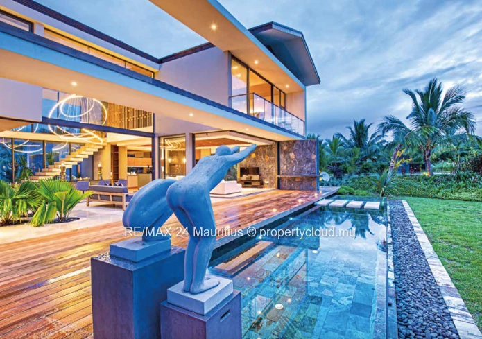 High-End Luxury Villa In Mauritius' Only Residential Marina