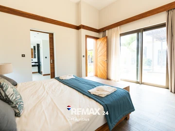 4 Bedroom Villa