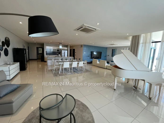 Luxury Apartment with Seaview in Grand Baie La Croisette