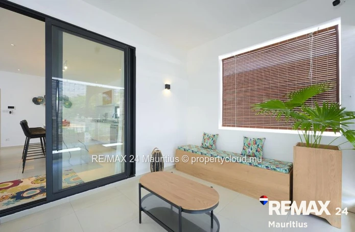 Luxury 3-Bedroom En-Suite Coastal Retreat