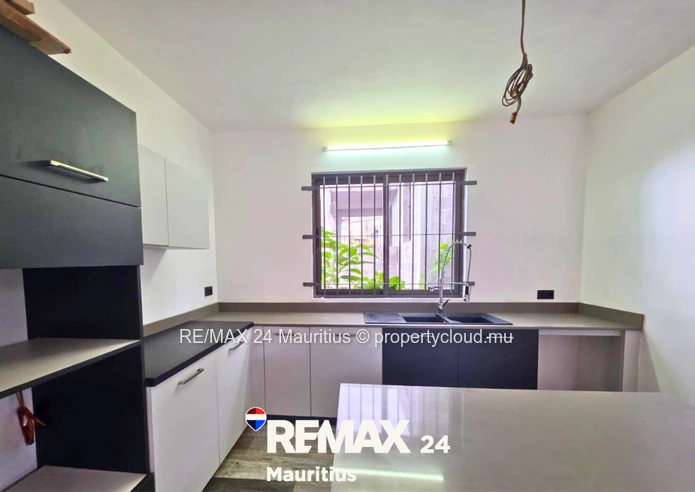 Villa moderne 5 chambres en suite – Morcellement Mountain View, Vacoas