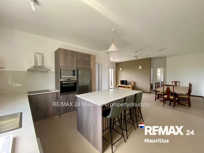 New Furnished Apartment with Private Rooftop in Green Creek