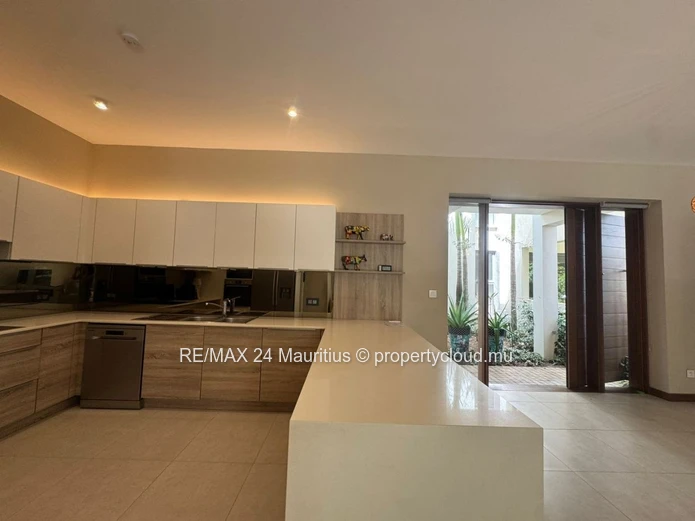 3 Bedroom Apartment At Le Savoy Residences