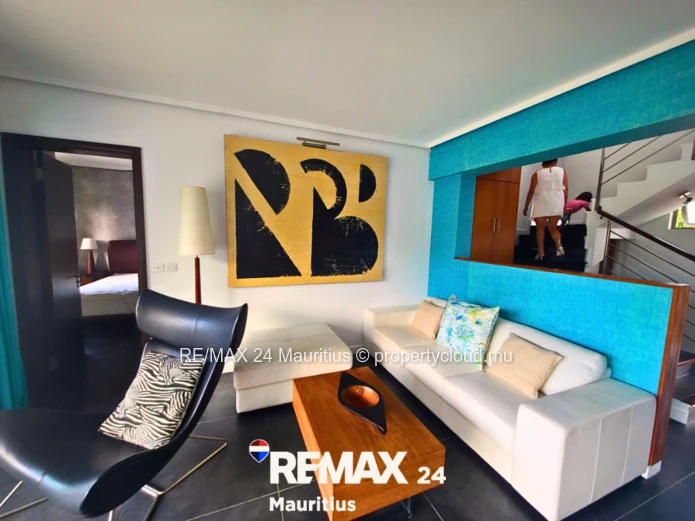 Prestigieuse villa de 300 m², 3 chambre à Pointe aux Canonniers | Piscine & Accès Plage Privé